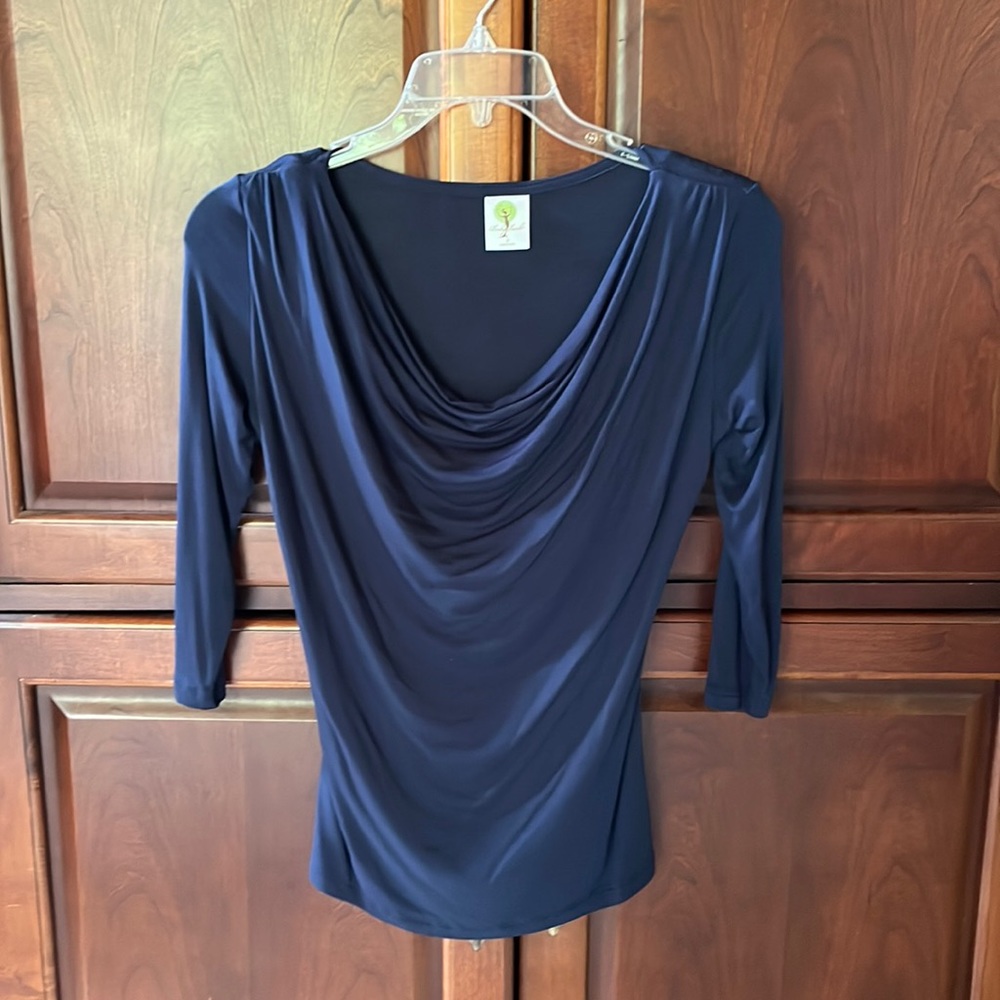 Body Bark Droop Neck shirt